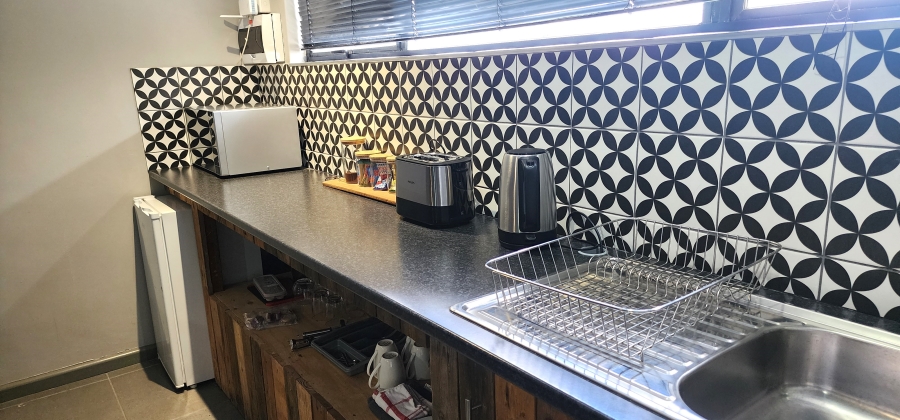 1 Bedroom Property for Sale in Burgundy Estate Western Cape